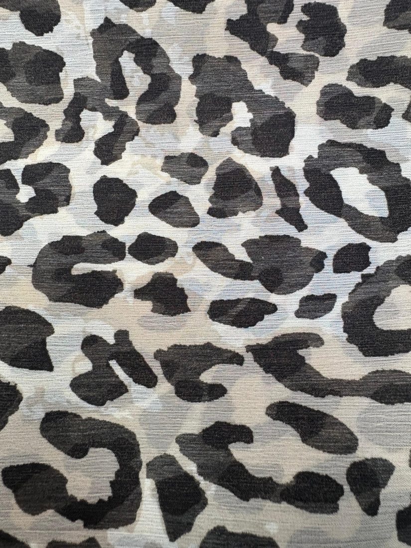 Shadow Leopard burnout slub knit close-up